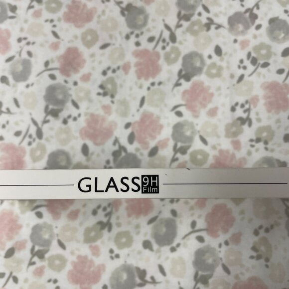 OMOTON Tempered Glass Screen Protector for iPod Touch 7th 6th 5th Gen - Picture 3 of 6